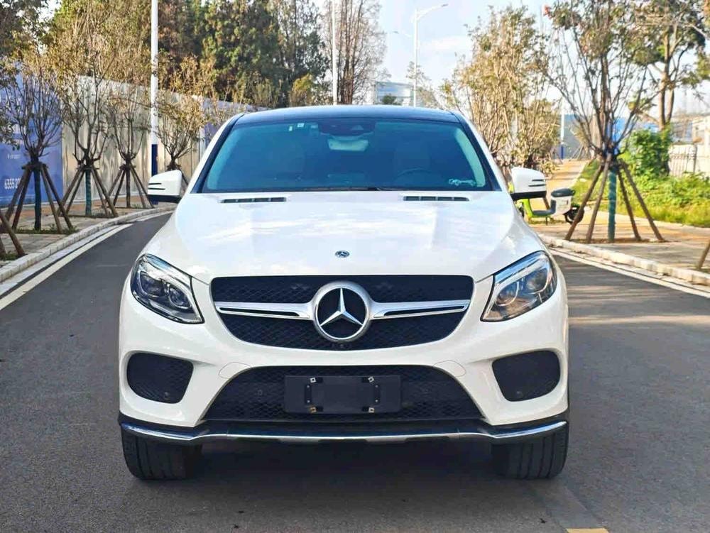 Mercedes-Benz GLE Coupe 2018 — фото автомобиля