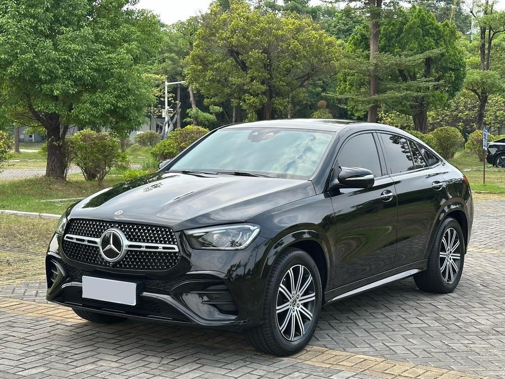 Mercedes-Benz GLE Coupe 2024 — фото автомобиля