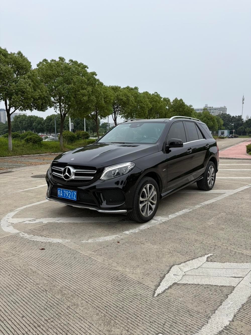 Mercedes-Benz GLE (Import) 2018 — фото автомобиля