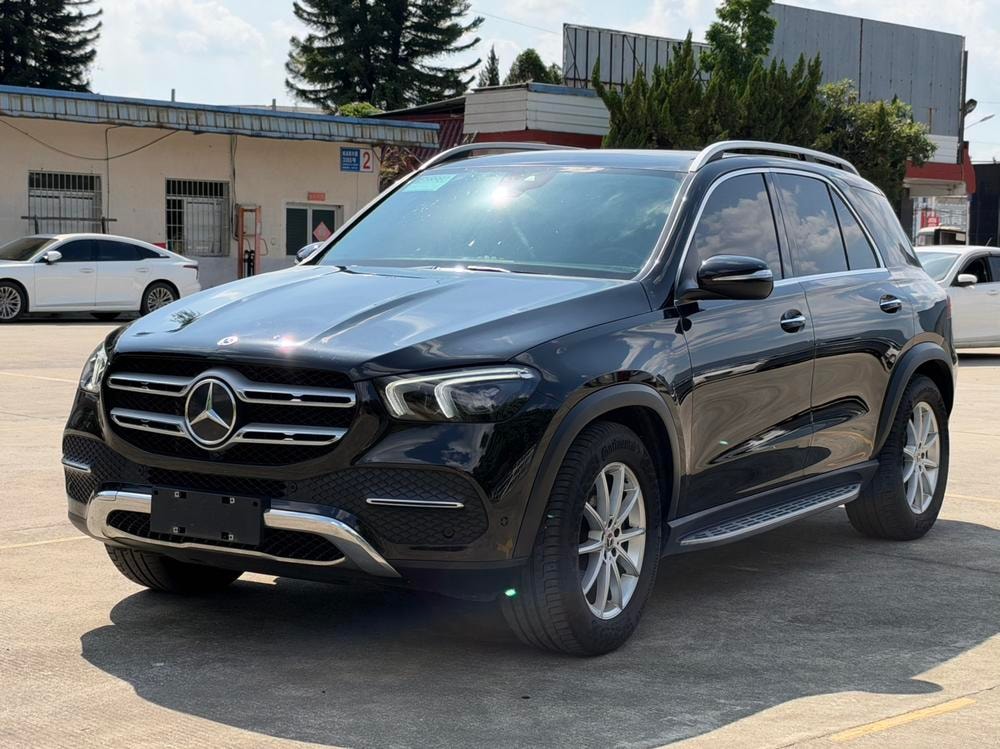 Mercedes-Benz GLE (Import) 2021 — фото автомобиля