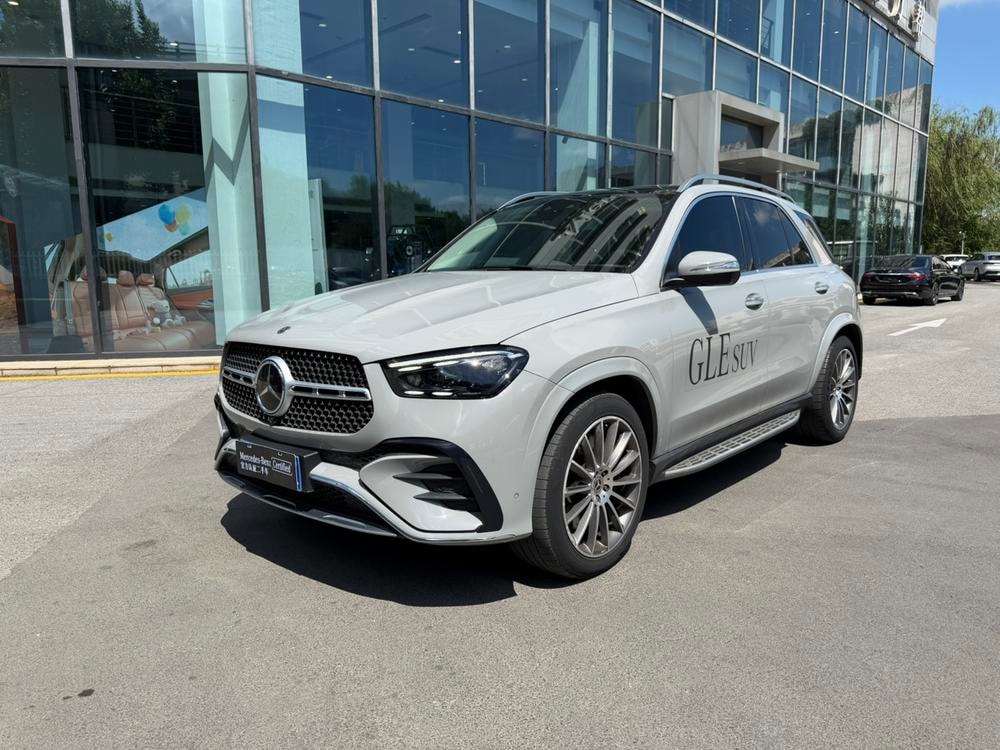 Mercedes-Benz GLE (Import) 2024 — фото автомобиля