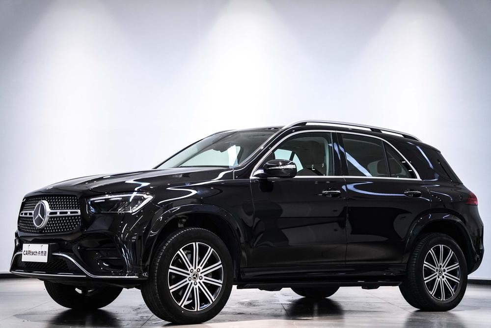 Mercedes-Benz GLE (Import) 2024 — фото автомобиля