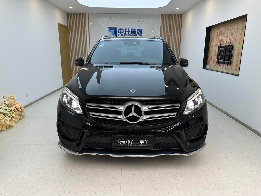Mercedes-Benz GLE (Import) 2018 — фото автомобиля 1