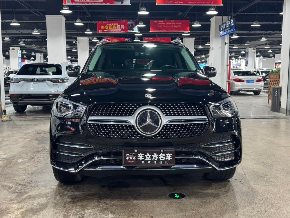 Mercedes-Benz GLE (Import) 2022 — фото автомобиля 1