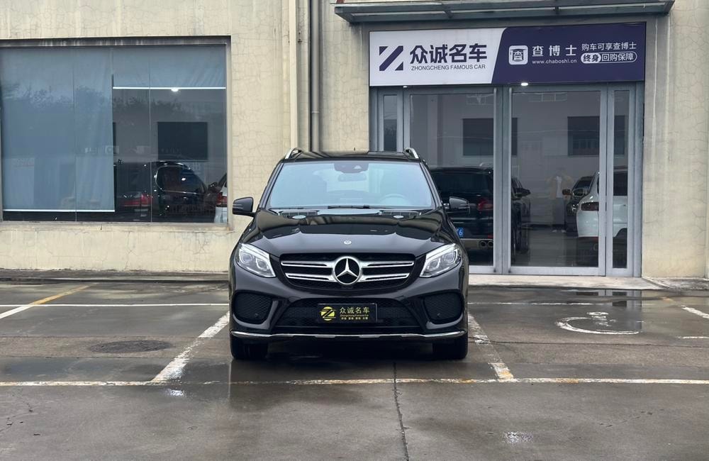 Mercedes-Benz GLE (Import) 2017 — фото автомобиля