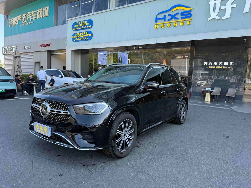 Mercedes-Benz GLE (Import) 2025 — фото автомобиля 1