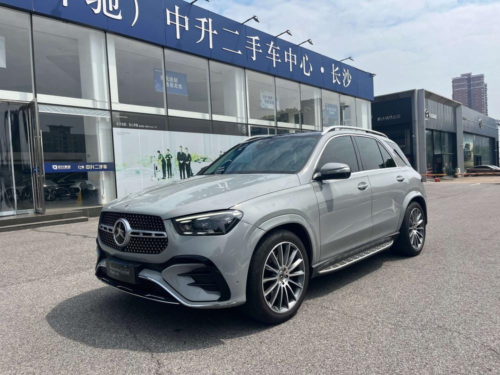 Mercedes-Benz GLE (Import) 2024 — фото автомобиля 1