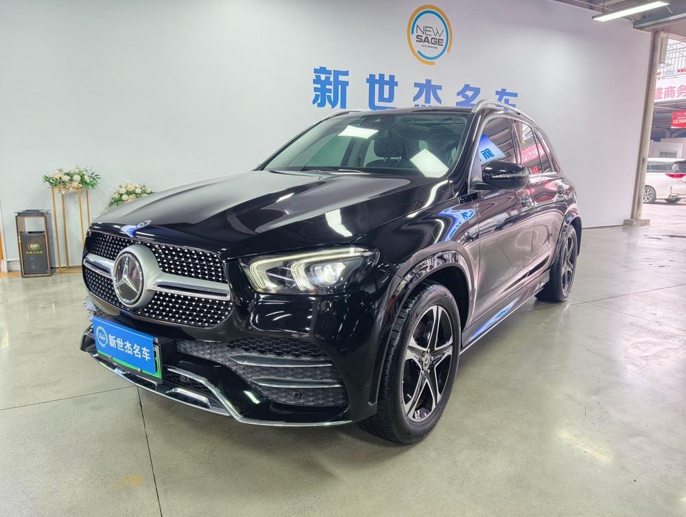 Mercedes-Benz GLE PHEV 2021 — фото автомобиля