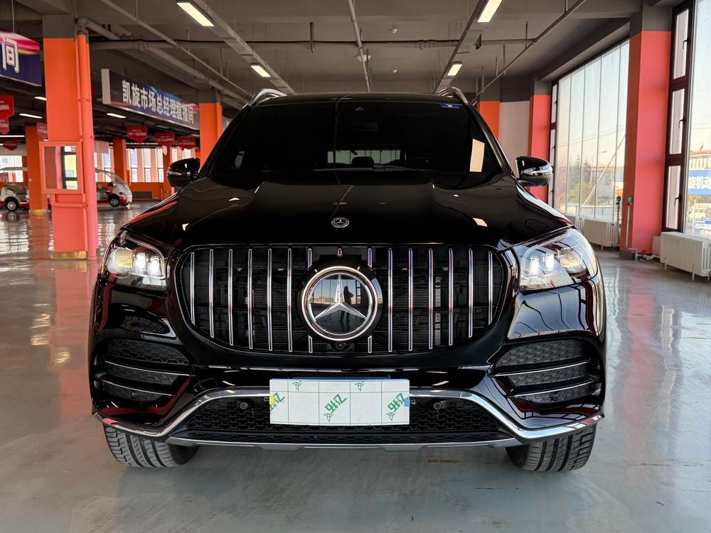 Mercedes-Benz GLS 2022 — фото автомобиля 1