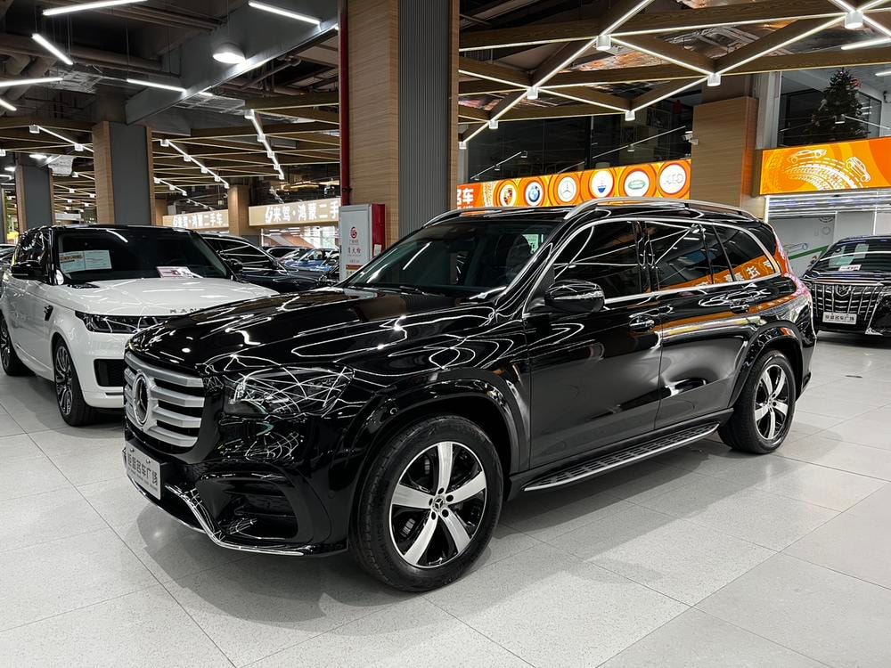 Mercedes-Benz GLS 2024 — фото автомобиля