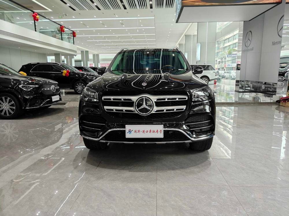Mercedes-Benz GLS 2023 — фото автомобиля