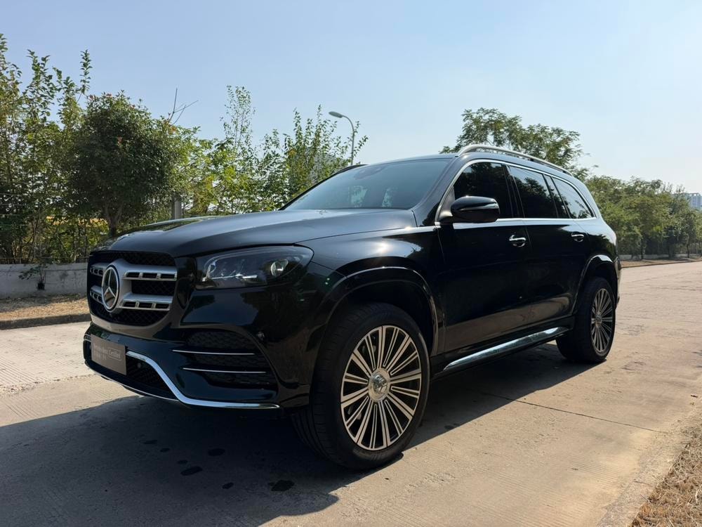 Mercedes-Benz GLS 2022 — фото автомобиля