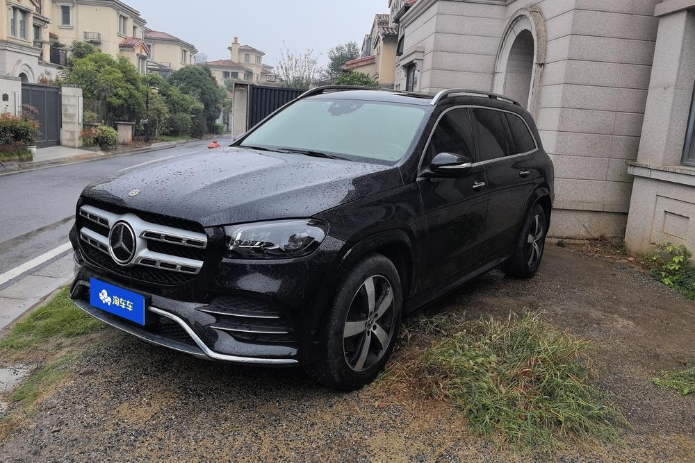 Mercedes-Benz GLS 2021 — фото автомобиля