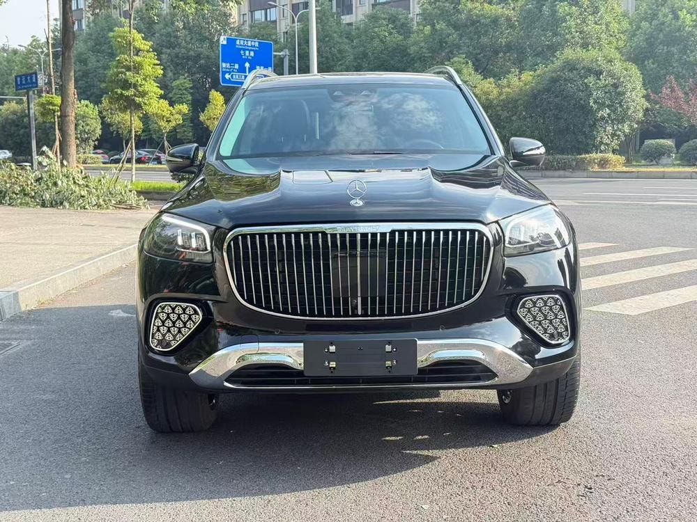 Mercedes-Benz GLS 2022 — фото автомобиля