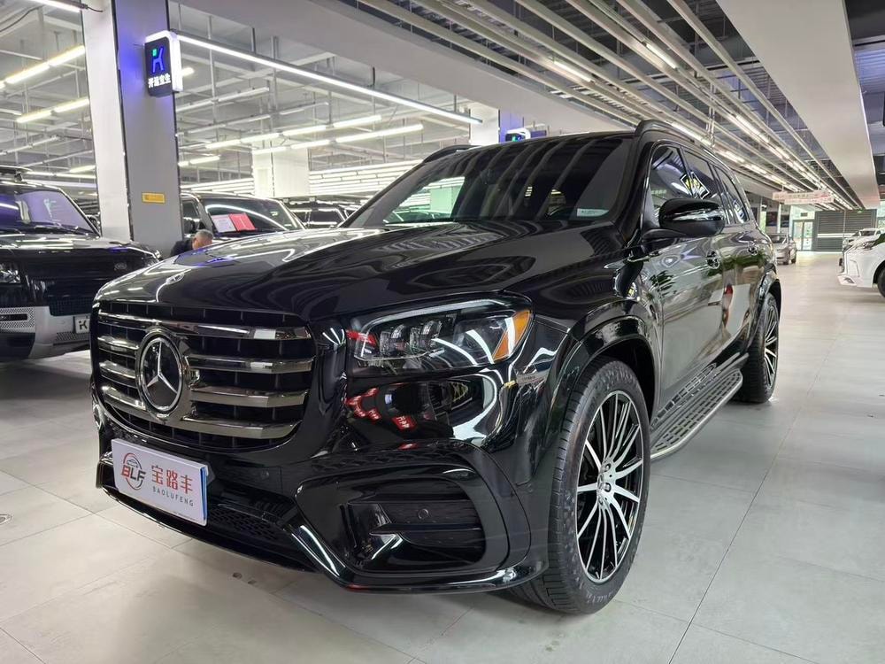 Mercedes-Benz GLS 2024 — фото автомобиля
