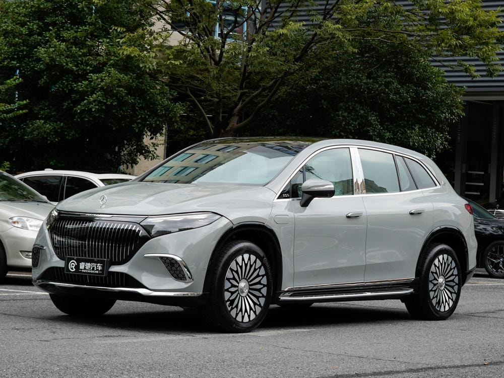 Mercedes-Benz Maybach EQS SUV 2024 — фото автомобиля