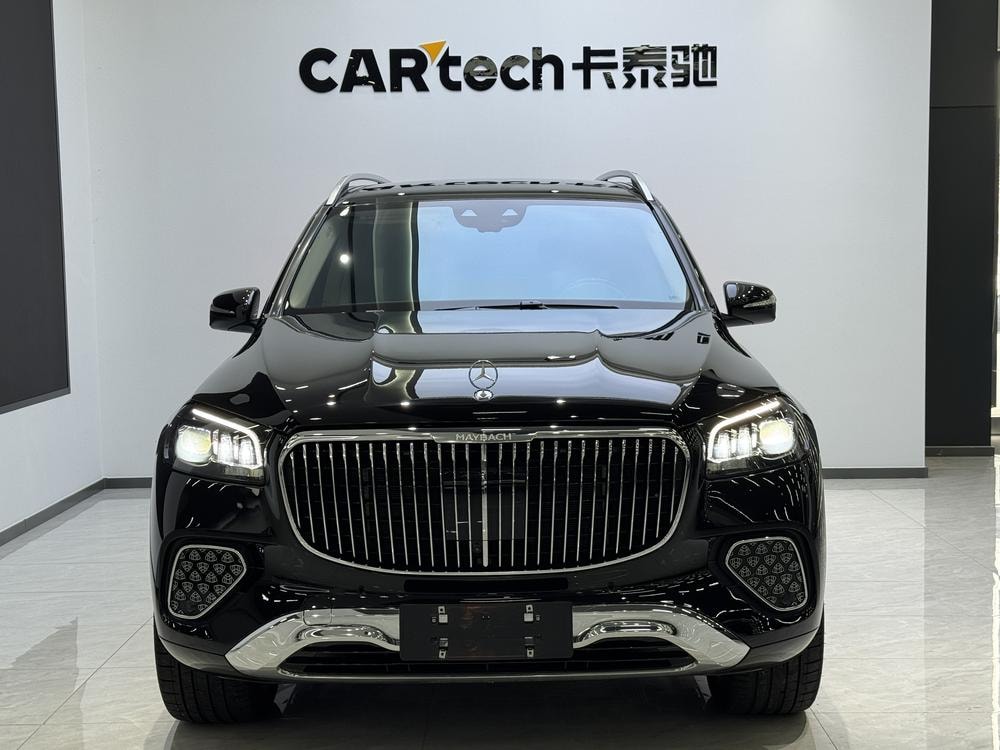 Mercedes-Benz Maybach GLS 2024 — фото автомобиля