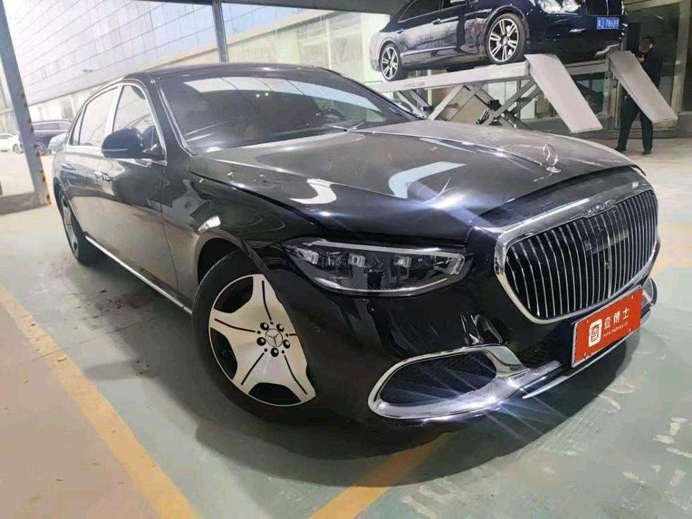 Mercedes-Benz Maybach S-Class 2023 — фото автомобиля