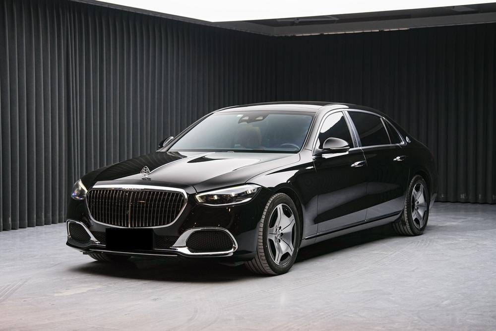 Mercedes-Benz Maybach S-Class 2022 — фото автомобиля