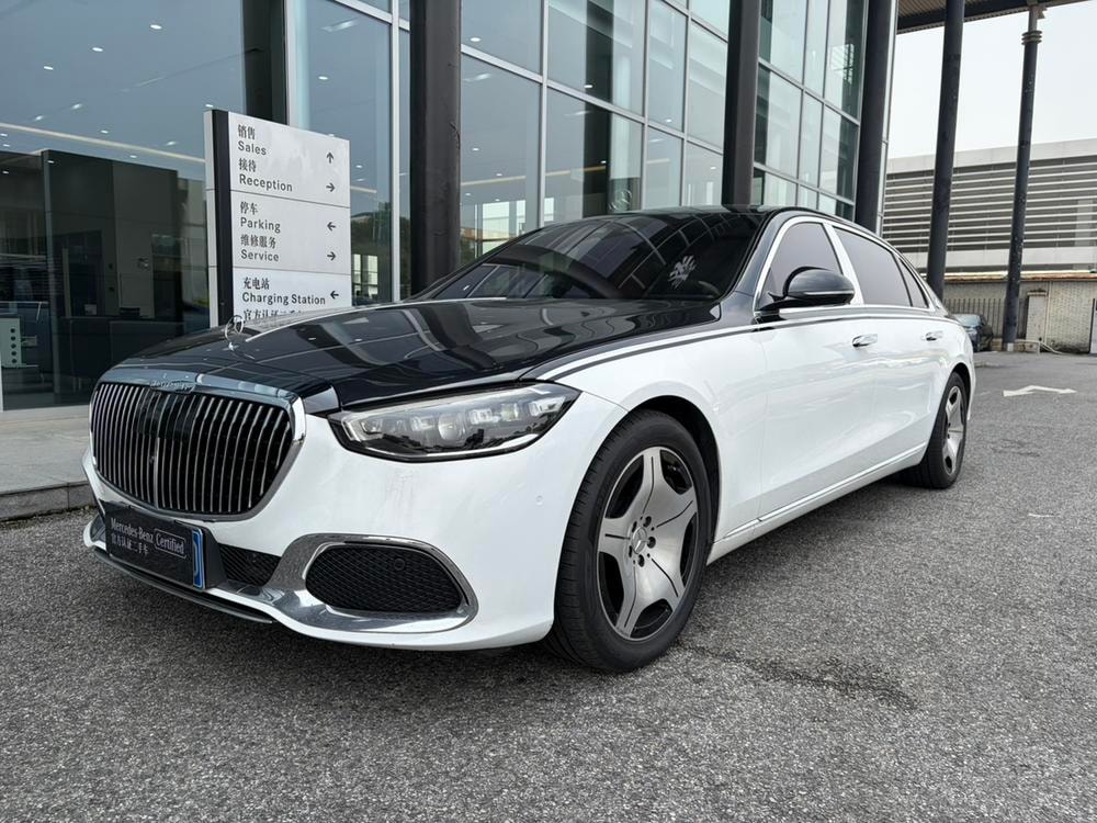 Mercedes-Benz Maybach S-Class 2025 — фото автомобиля