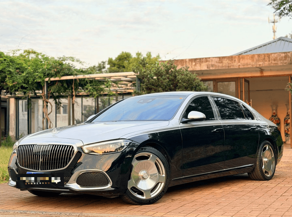Mercedes-Benz Maybach S-Class 2021 — фото автомобиля