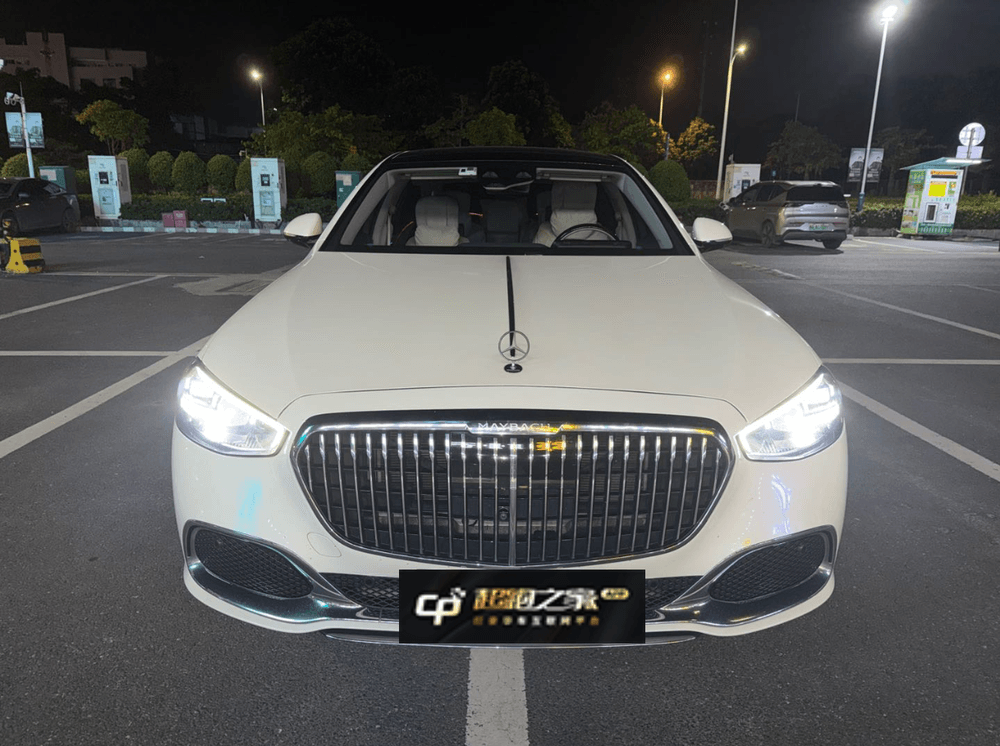Mercedes-Benz Maybach S-Class 2021 — фото автомобиля