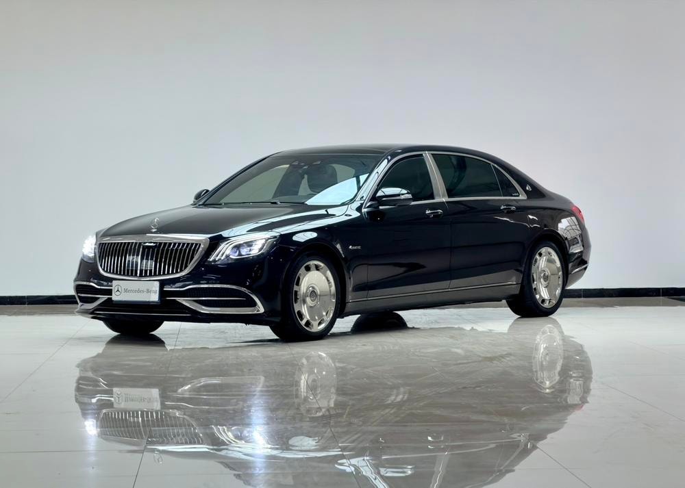 Mercedes-Benz Maybach S-Class 2016 — фото автомобиля