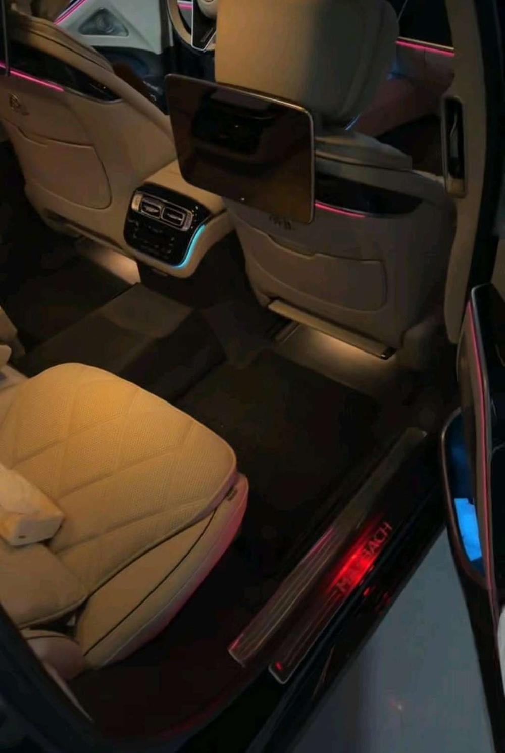 Mercedes-Benz Maybach S-Class 2025 — фото автомобиля