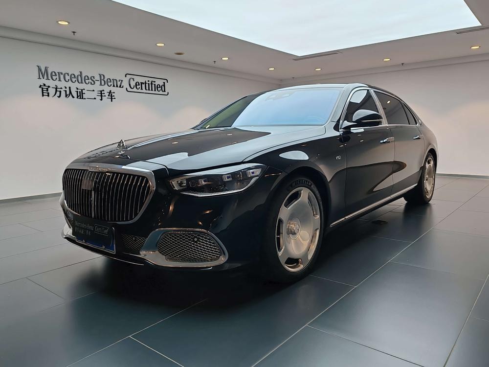 Mercedes-Benz Maybach S-Class 2023 — фото автомобиля