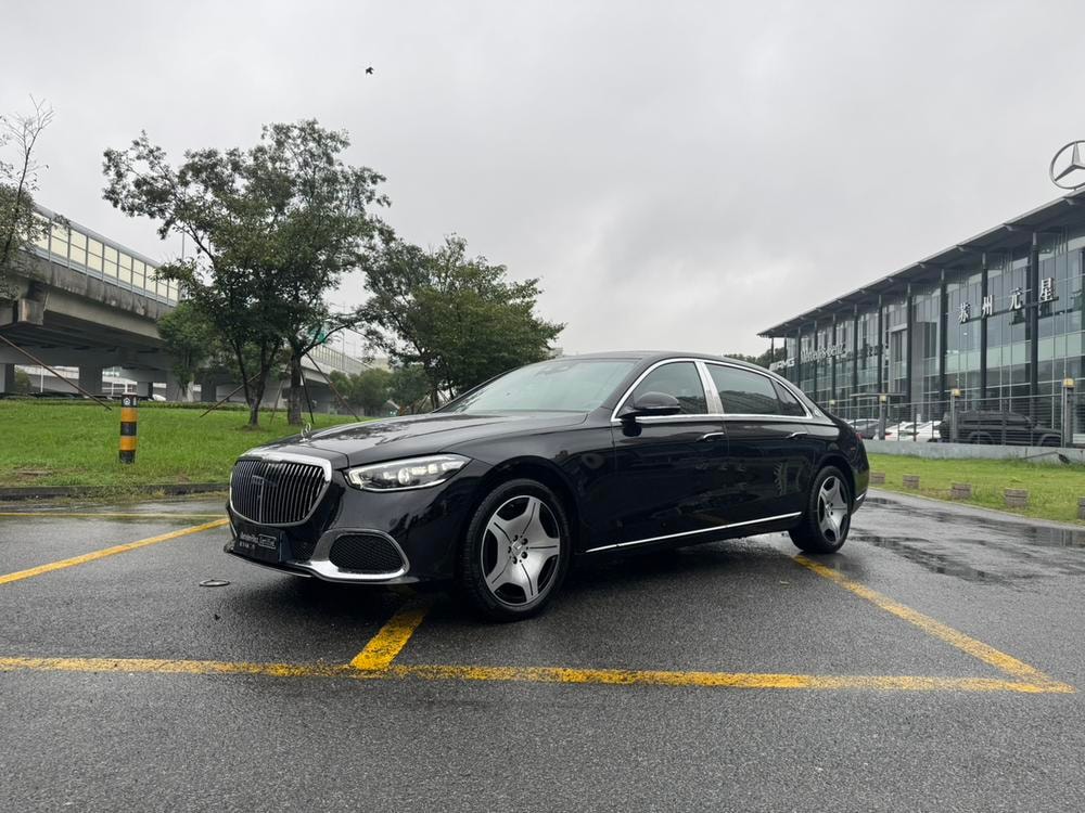 Mercedes-Benz Maybach S-Class 2025 — фото автомобиля