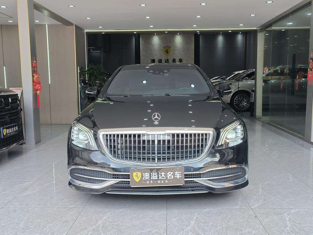 Mercedes-Benz Maybach S-Class 2020 — фото автомобиля