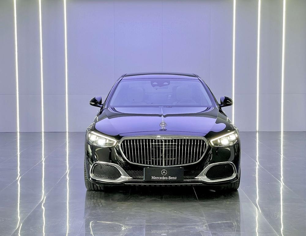 Mercedes-Benz Maybach S-Class 2024 — фото автомобиля