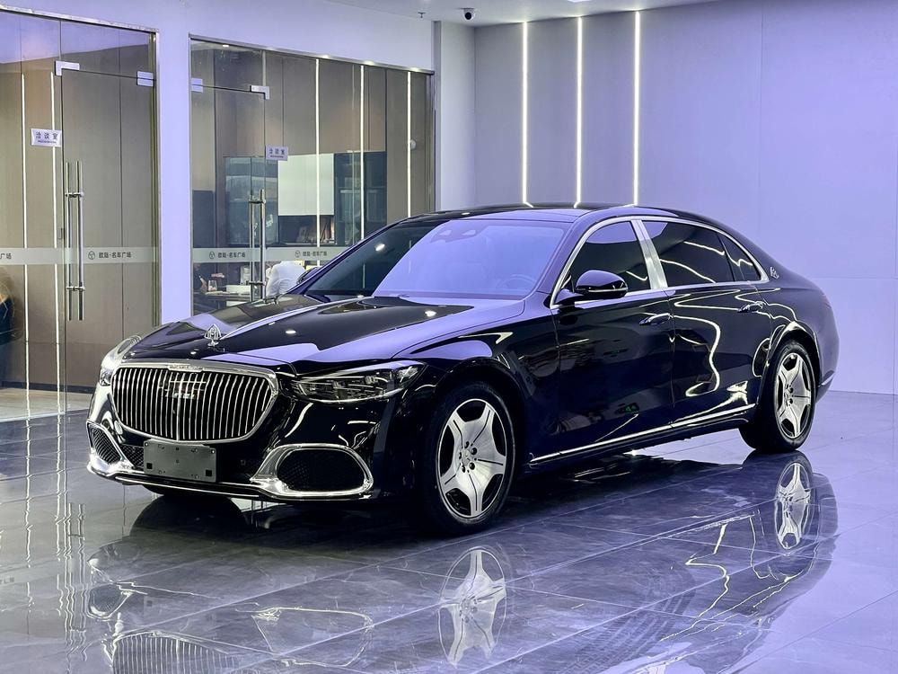 Mercedes-Benz Maybach S-Class 2025 — фото автомобиля