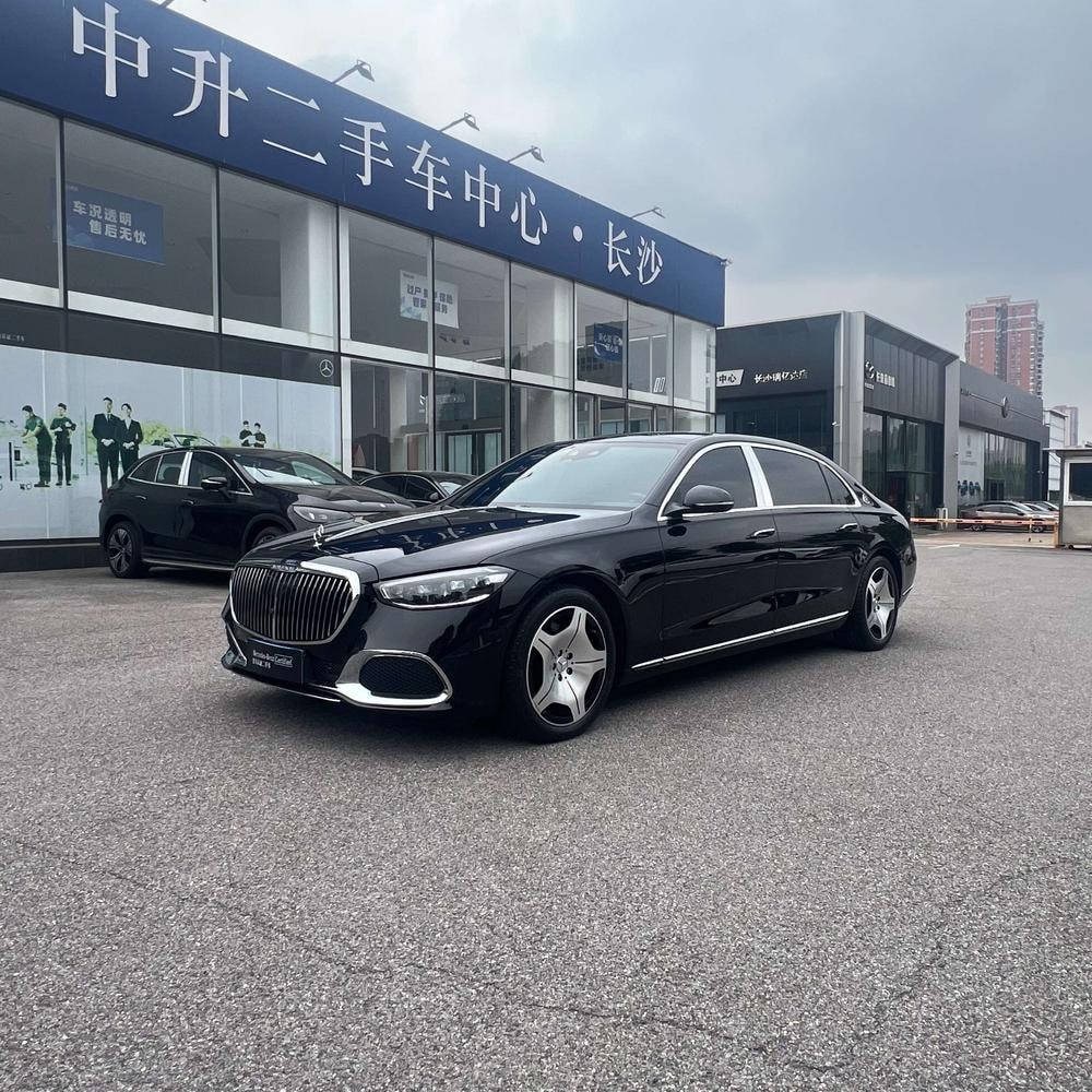Mercedes-Benz Maybach S-Class 2025 — фото автомобиля