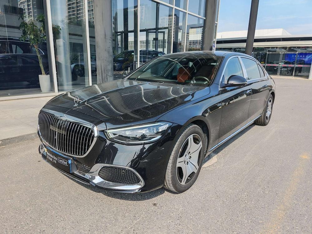 Mercedes-Benz Maybach S-Class 2025 — фото автомобиля