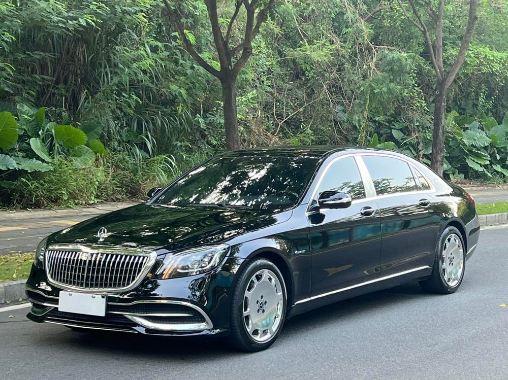 Mercedes-Benz Maybach S-Class 2018 — фото автомобиля