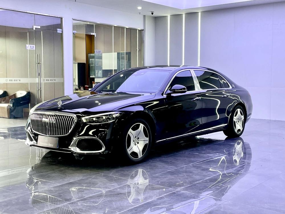 Mercedes-Benz Maybach S-Class 2025 — фото автомобиля