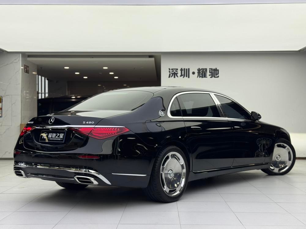 Mercedes-Benz Maybach S-Class 2023 — фото автомобиля 1