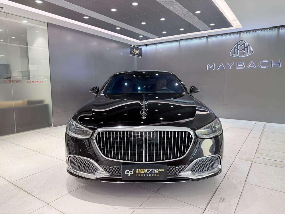 Mercedes-Benz Maybach S-Class 2022 — фото автомобиля