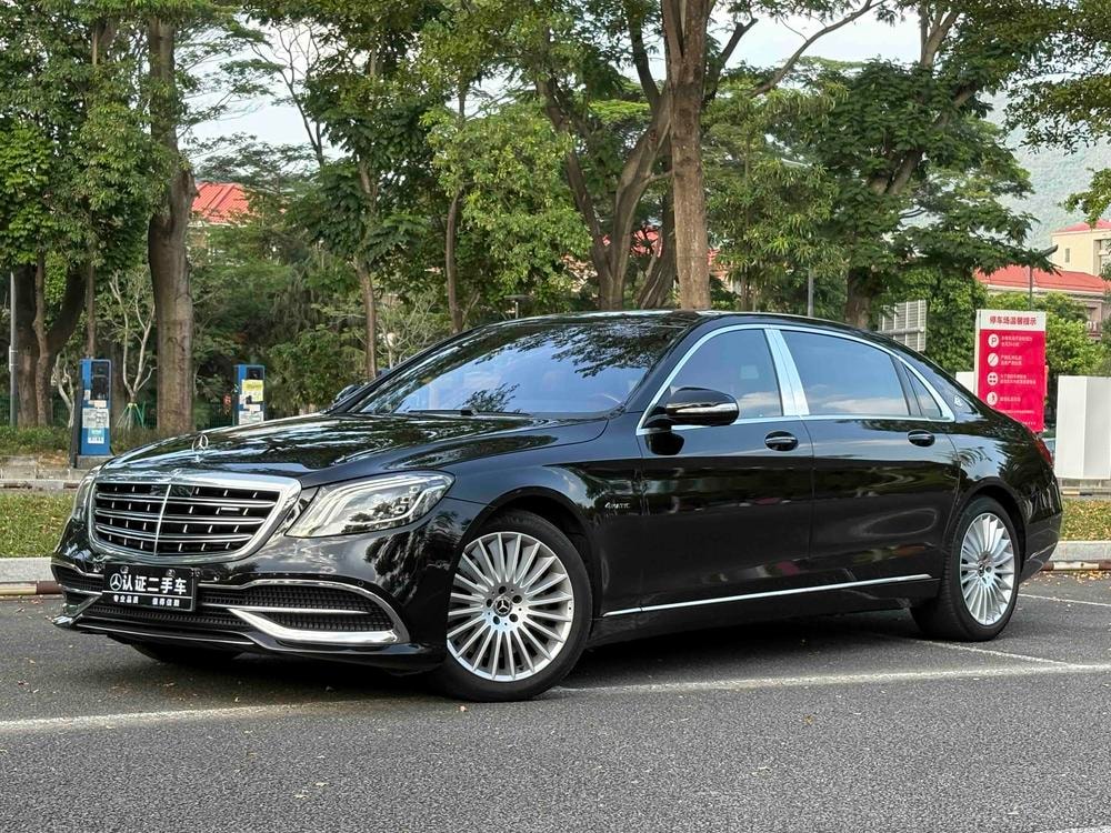 Mercedes-Benz Maybach S-Class 2018 — фото автомобиля