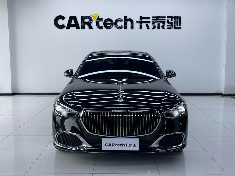 Mercedes-Benz Maybach S-Class 2025 — фото автомобиля 1