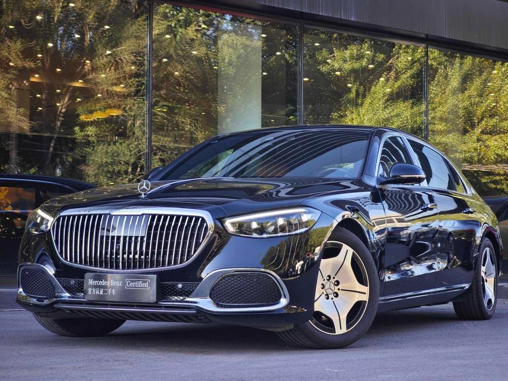 Mercedes-Benz Maybach S-Class 2025 — фото автомобиля