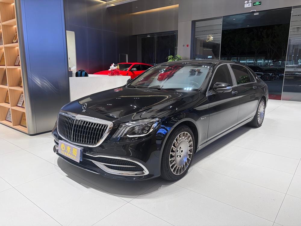 Mercedes-Benz Maybach S-Class 2020 — фото автомобиля