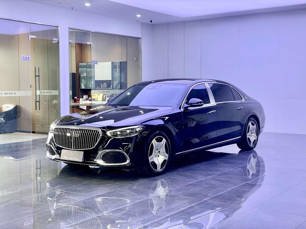 Mercedes-Benz Maybach S-Class 2024 — фото автомобиля