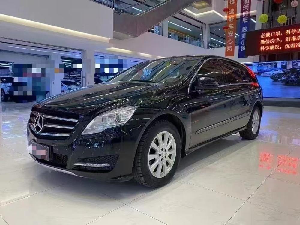 Mercedes-Benz R-Class 2017 — фото автомобиля