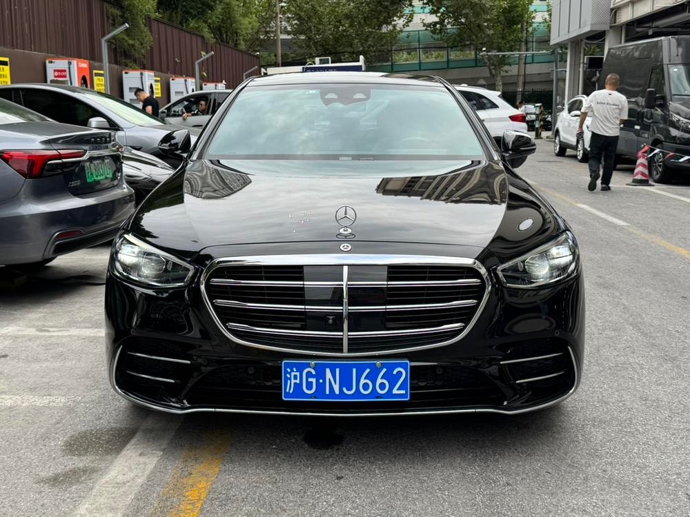 Mercedes-Benz S-Class 2022 — фото автомобиля 1