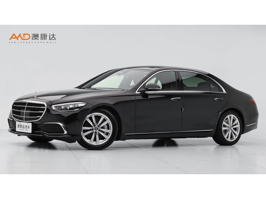 Mercedes-Benz S-Class 2024 — фото автомобиля 1