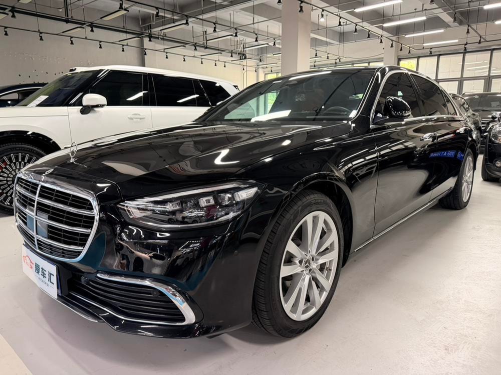 Mercedes-Benz S-Class 2023 — фото автомобиля