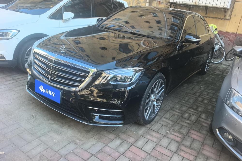 Mercedes-Benz S-Class 2020 — фото автомобиля