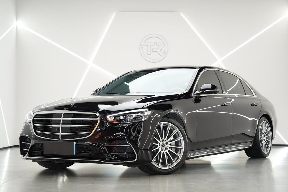 Mercedes-Benz S-Class 2022 — фото автомобиля